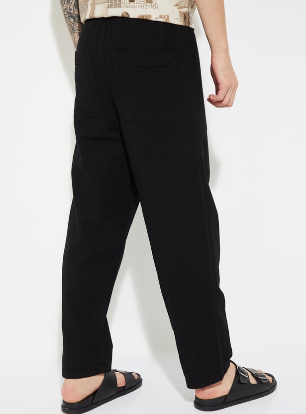 URB_N Men Textured Trousers