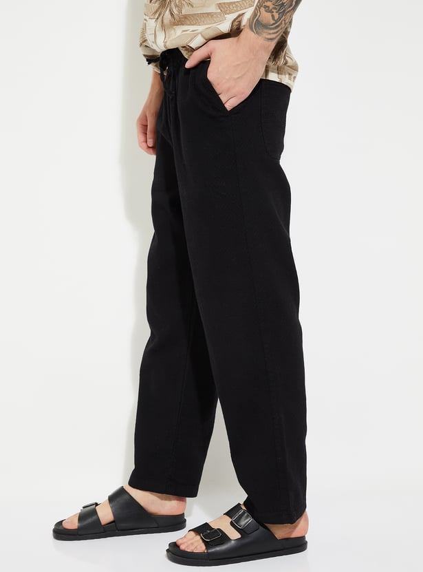 URB_N Men Textured Trousers