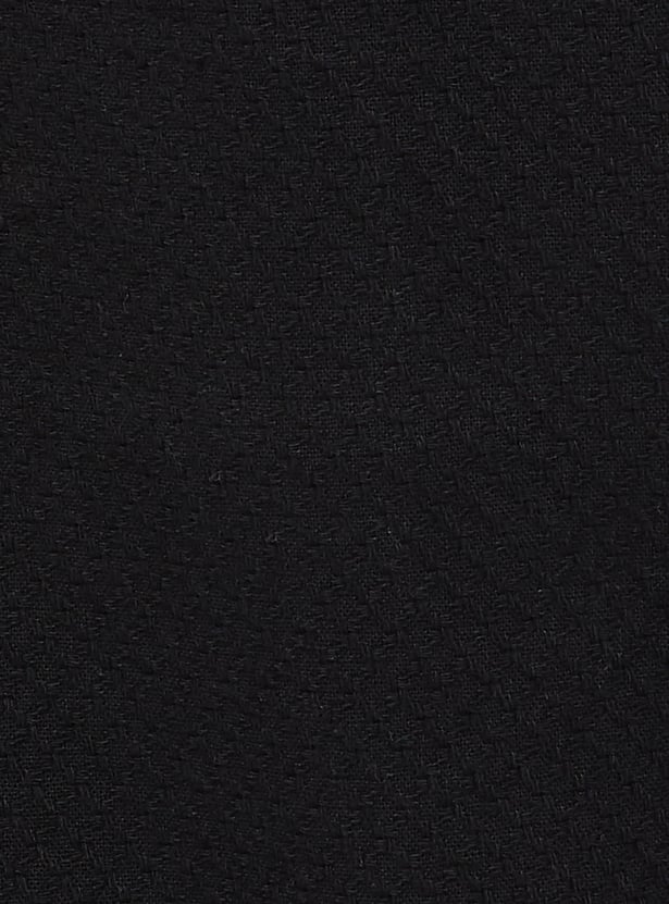 URB_N Men Textured Trousers