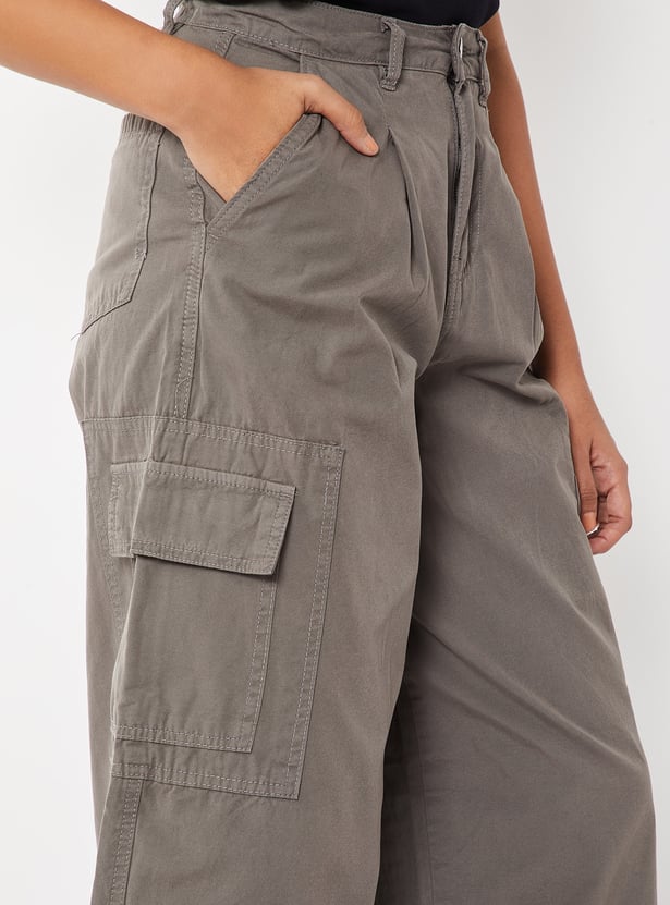 Women Solid Cargo Trousers