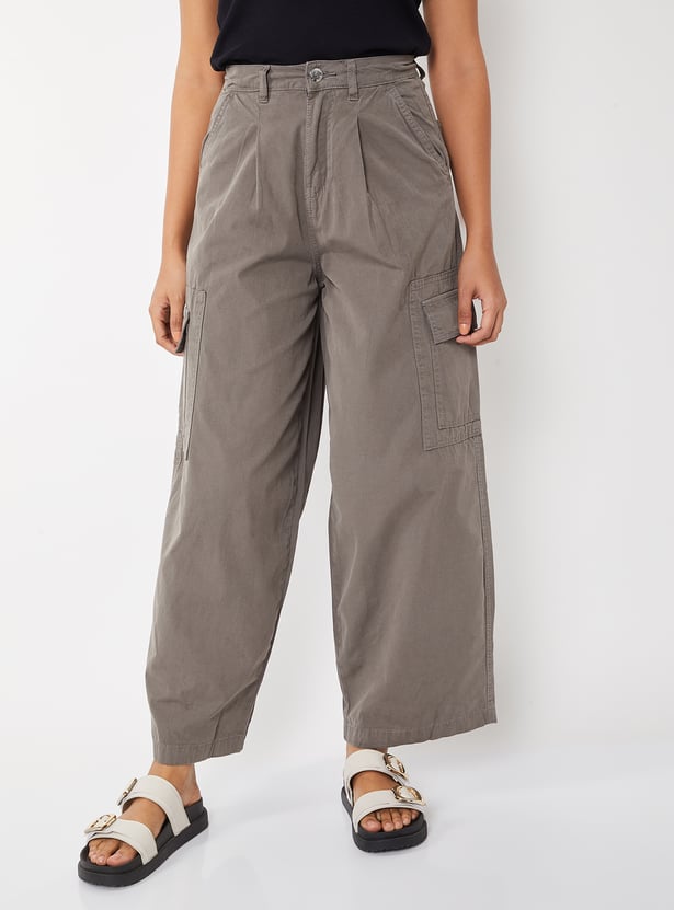 Women Solid Cargo Trousers