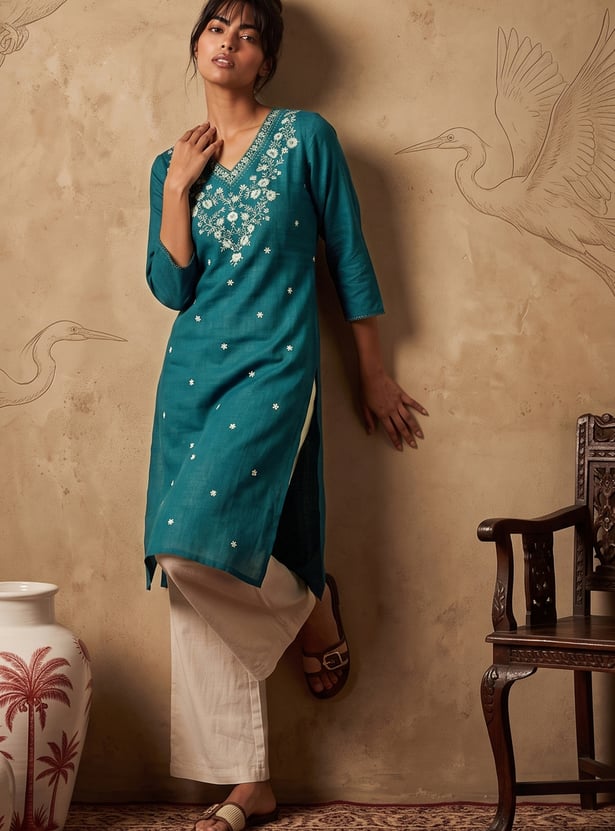 Women Embroidered Straight Kurta