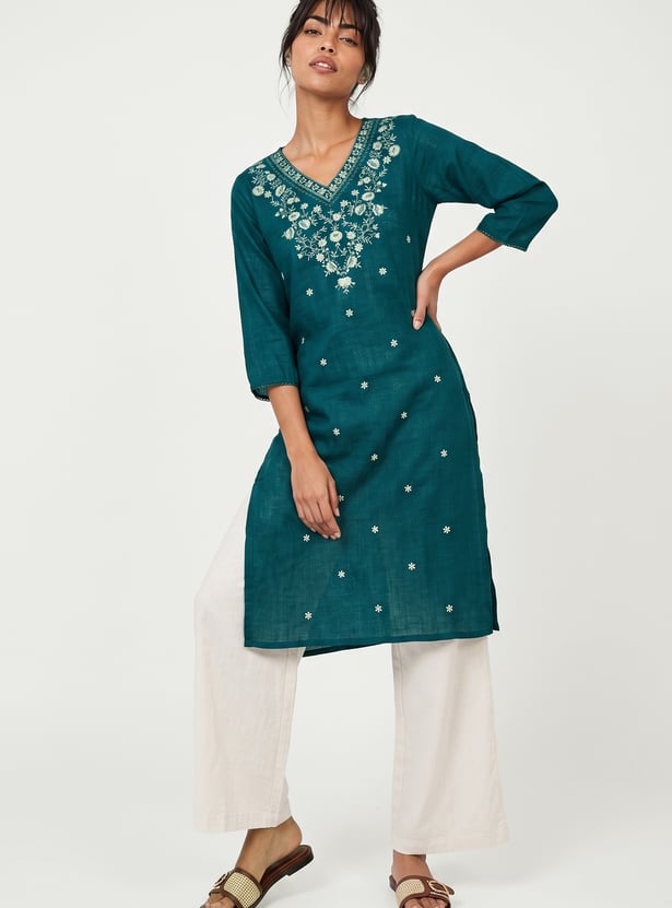 Women Embroidered Straight Kurta