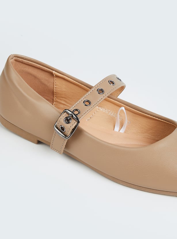 Women Grommet-Detailed Mary Janes