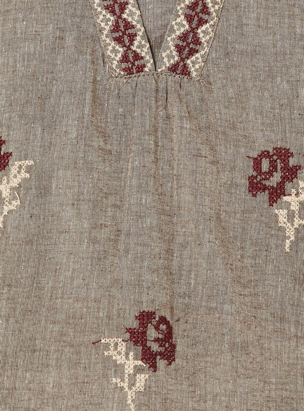 Women Embroidered Straight Kurta