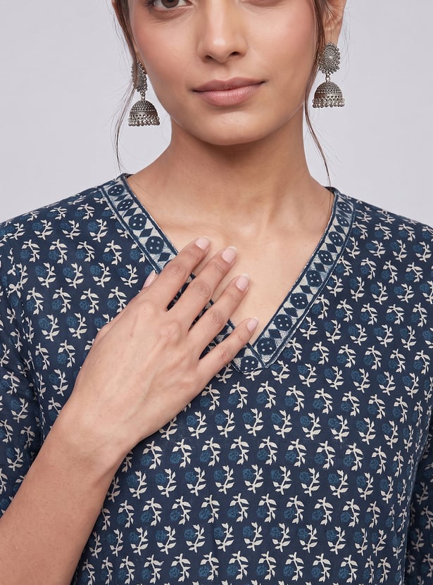 Women Printed Straight Kurta Set