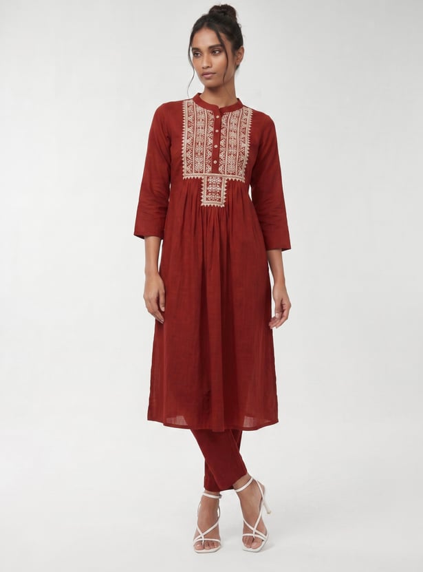 Women Embroidered Straight Kurta Set