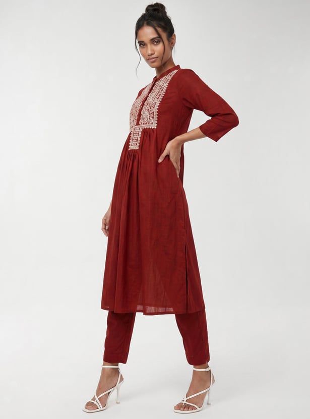 Women Embroidered Straight Kurta Set