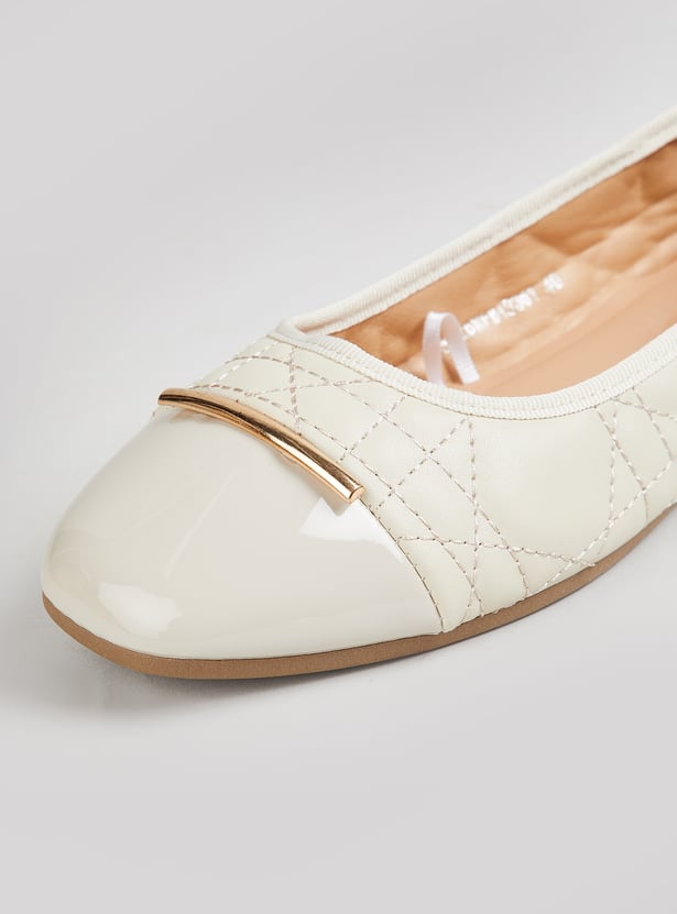 Women Patterned Ballerina Shoes