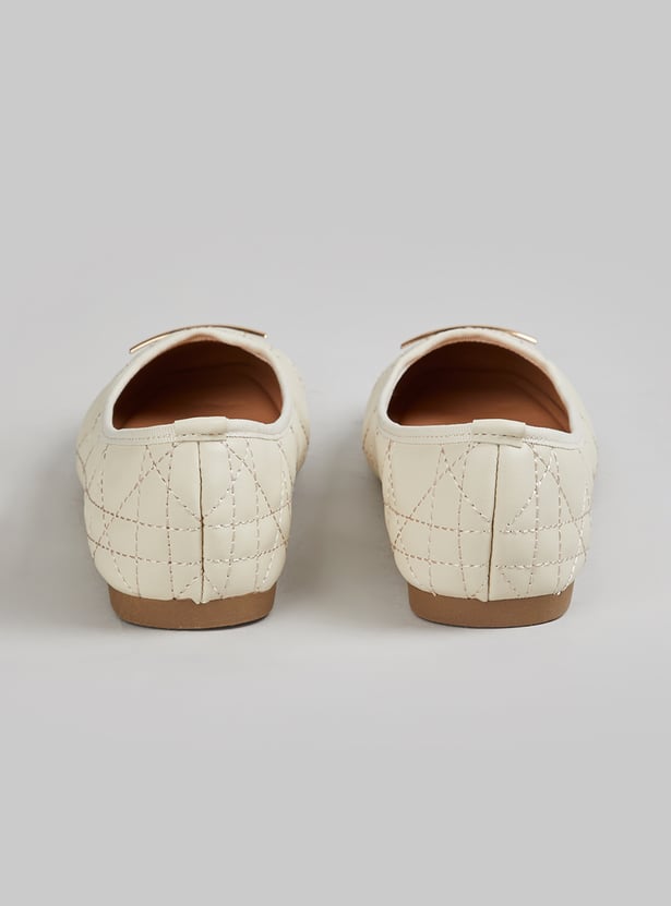 Women Patterned Ballerina Shoes