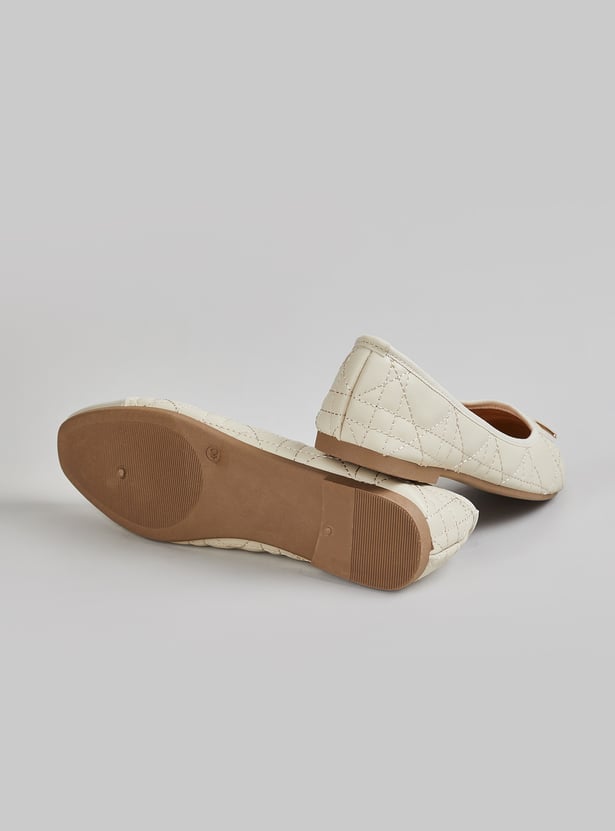 Women Patterned Ballerina Shoes