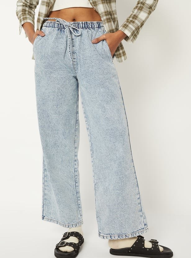 Women Light Wash Jeans