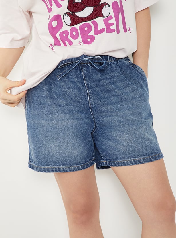 Women Solid Denim Shorts