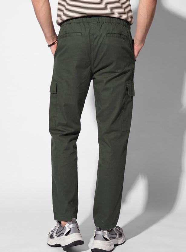 URB_N Men Solid Cargo Trousers