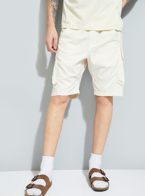 URB_N Men Solid Cargo Shorts
