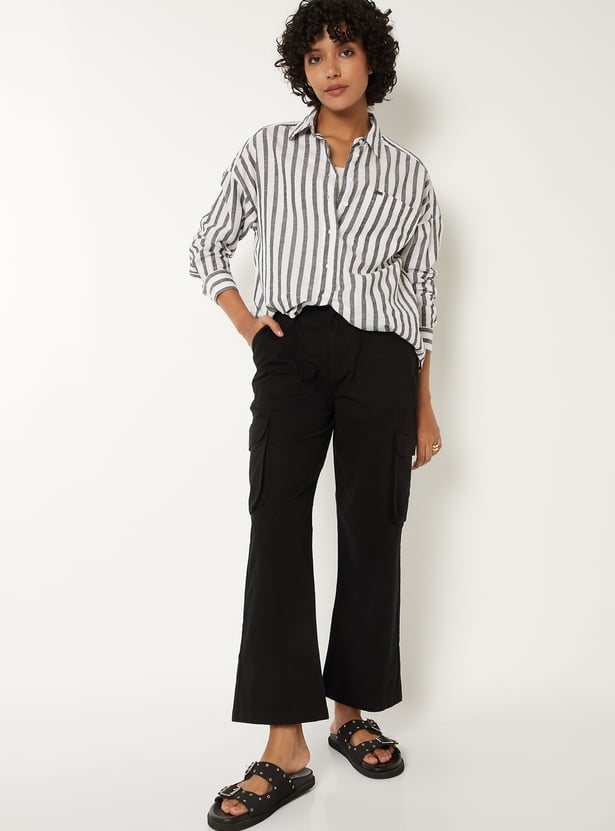 Women Solid Cargo Jeans
