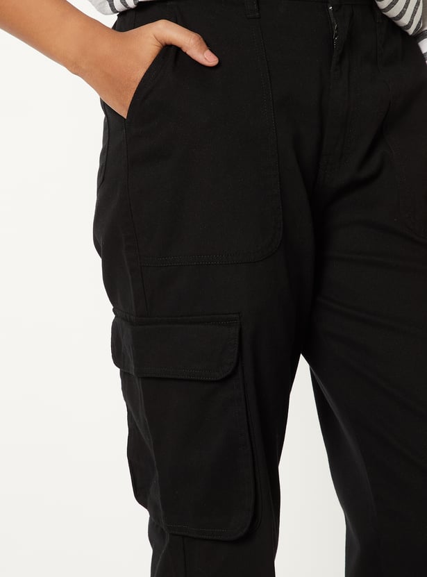 Women Solid Cargo Jeans