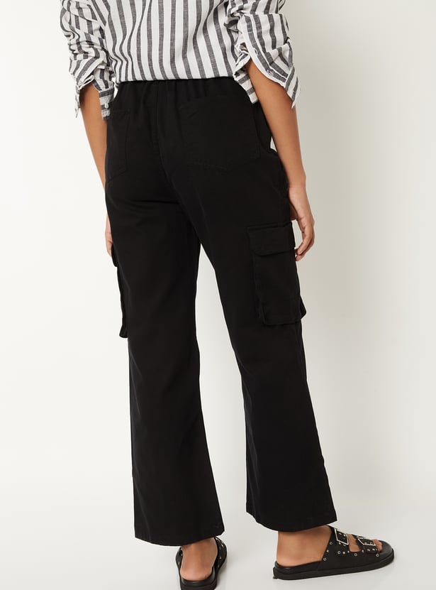 Women Solid Cargo Jeans