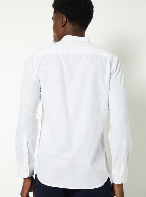 Men Solid Slim Fit Shirt
