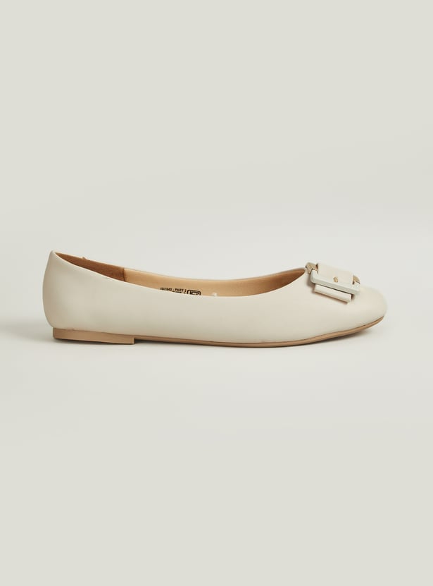 Women Embellished Ballerinas