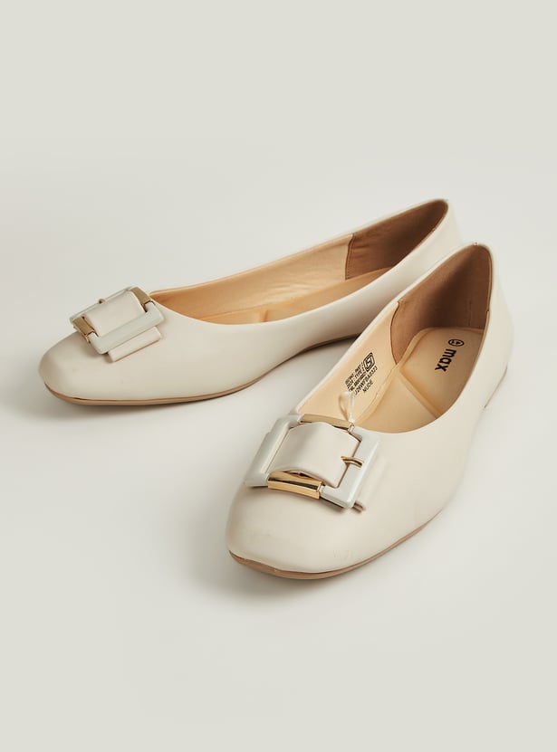 Women Embellished Ballerinas