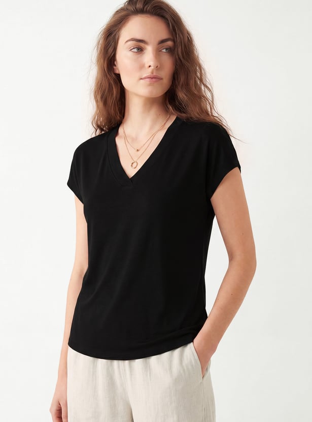 Women Solid T-shirt