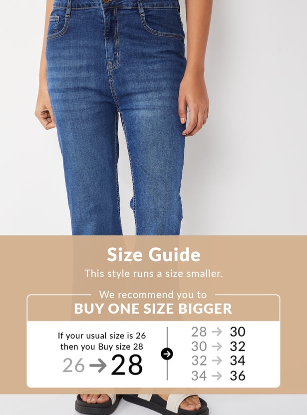 Women Washed Mid-Rise Jeans
