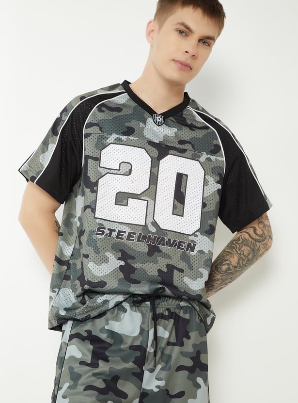 Men Camouflage Printed Sports T-shirt