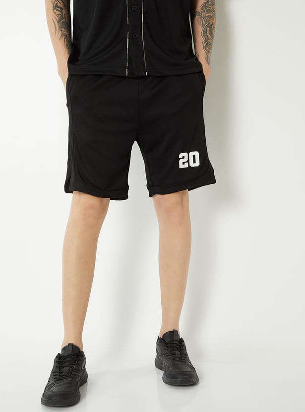 Men Solid Sports Shorts
