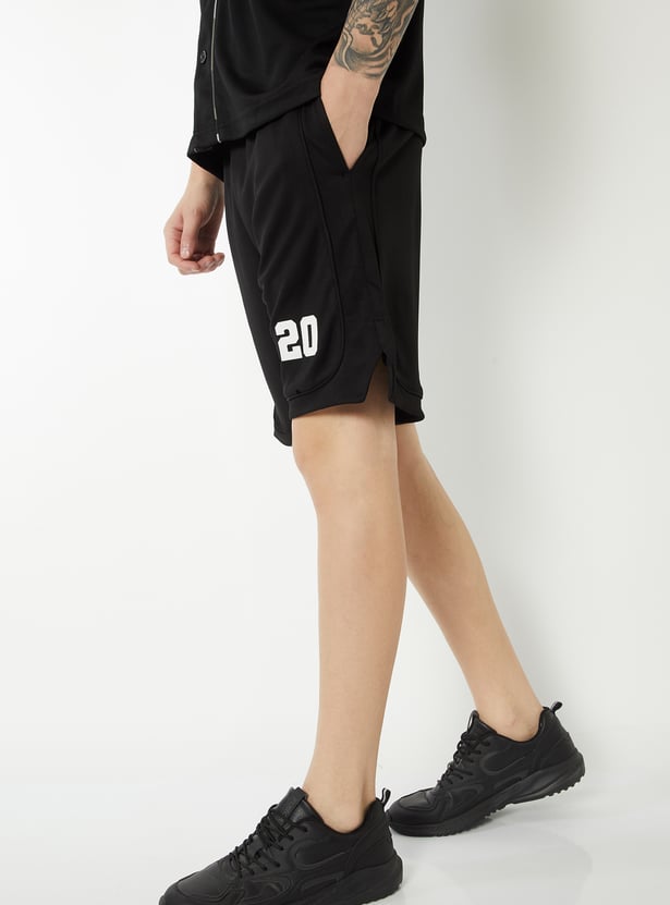 Men Solid Sports Shorts