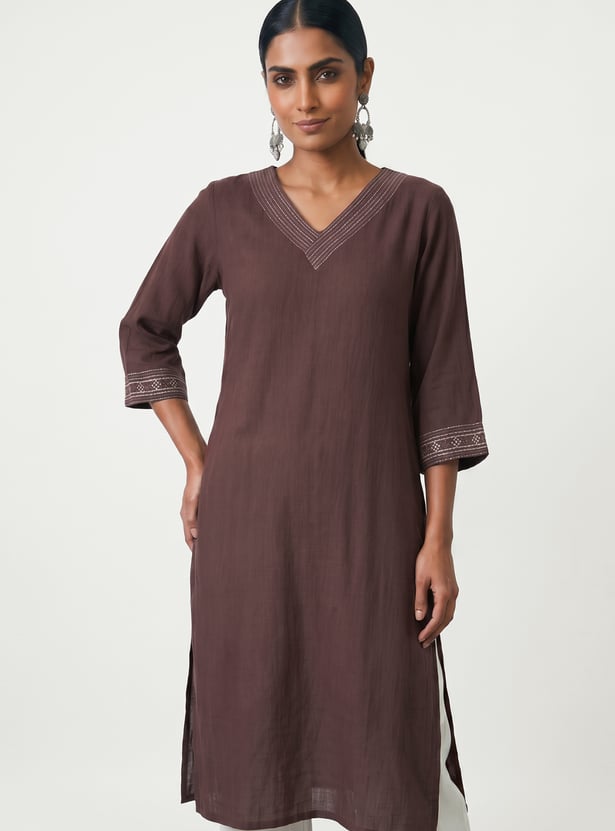 Women Embroidered Straight Kurta