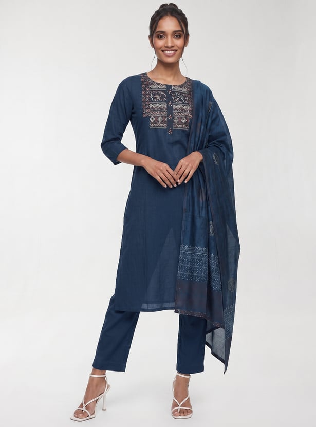 Women Printed Straight Kurta Set