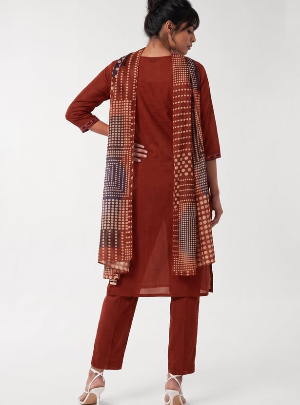 Women Printed Straight Kurta Set