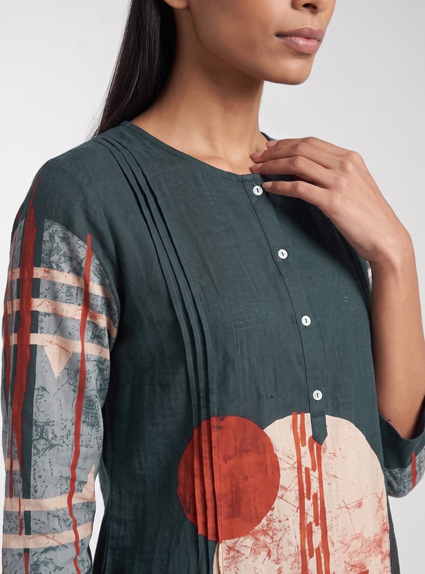 Women Printed Straight Kurta Set