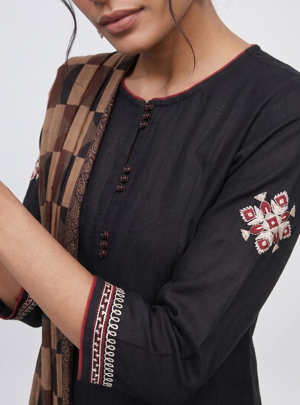 Women Embroidered Straight Kurta Set with Dupatta