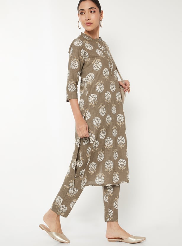 Women Floral Print Straight Kurta Set