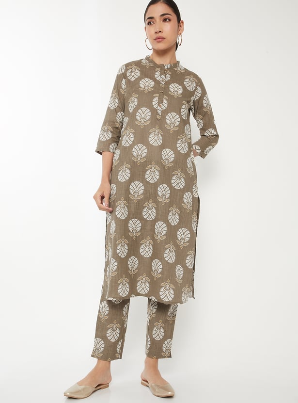 Women Floral Print Straight Kurta Set