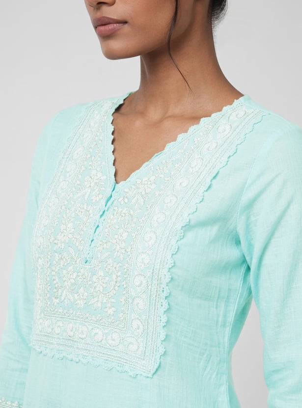 Women Embroidered Straight Kurta Set