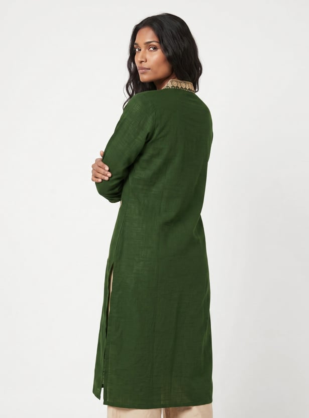 Women Embroidered Straight Kurta
