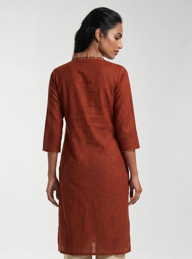 Women Embroidered Straight Kurta
