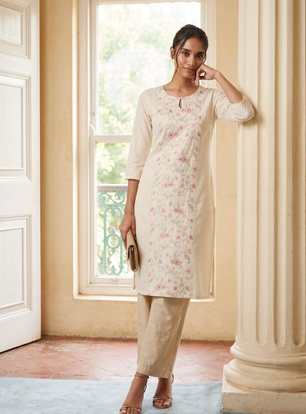 Women Embroidered Straight Kurta