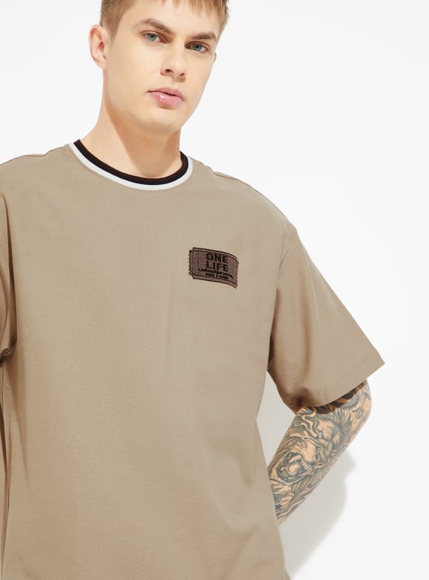 URB_N Men Oversized Textured T-shirt
