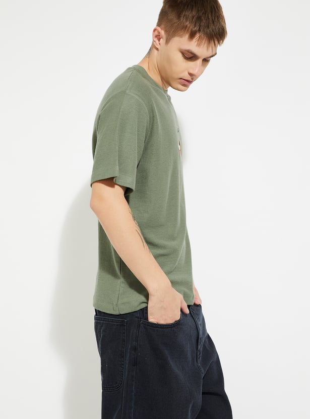 URB_N Men Embroidered T-shirt