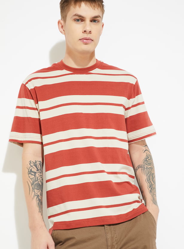 URB_N Men Striped T-shirt