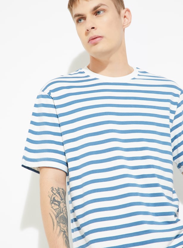 URB_N Men Striped T-shirt