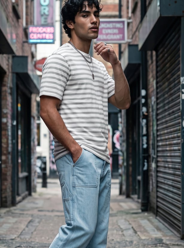 URB_N Men Striped T-shirt