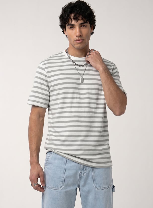 URB_N Men Striped T-shirt