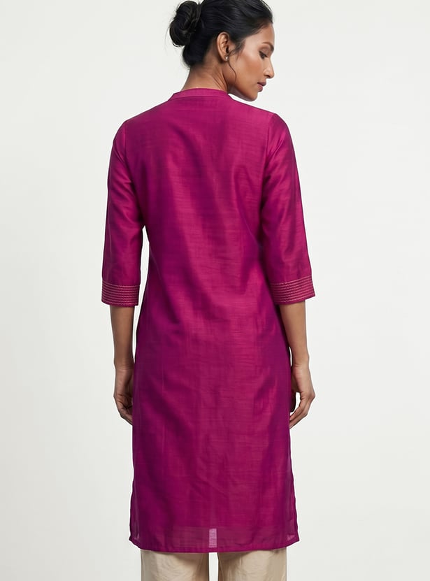Women Embroidered Straight Kurta