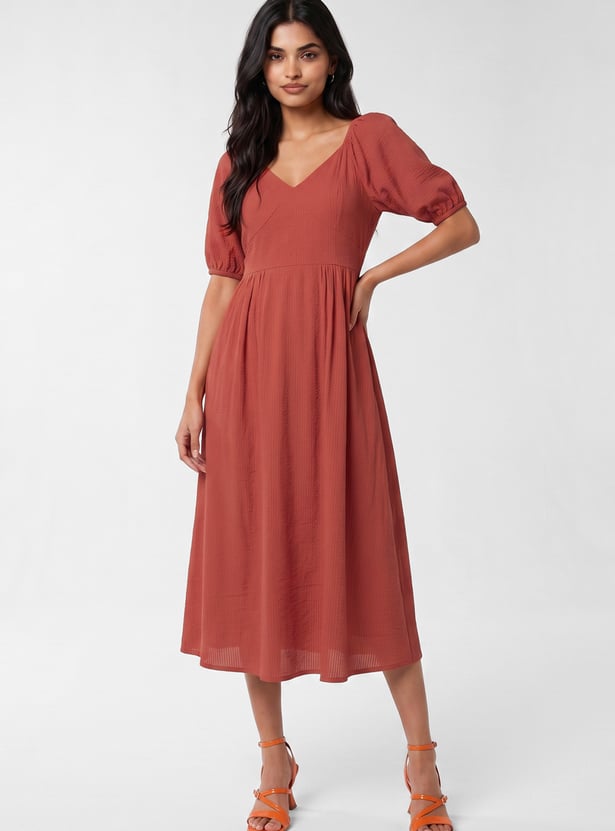 Women Textured Midi Dress