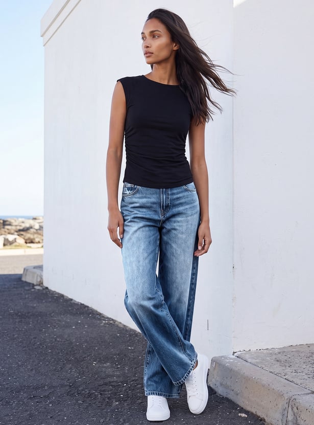 Women High-Rise Washed Barrel-Fit Jeans